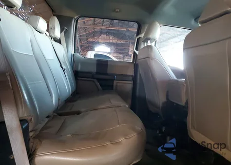 2018 Ford F150 Supercrew из США, поврежденный, VIN 1FTEW1C52JKC29030